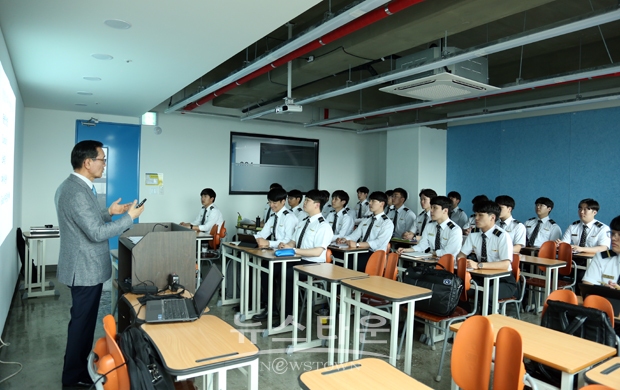 한국항공직업전문학교