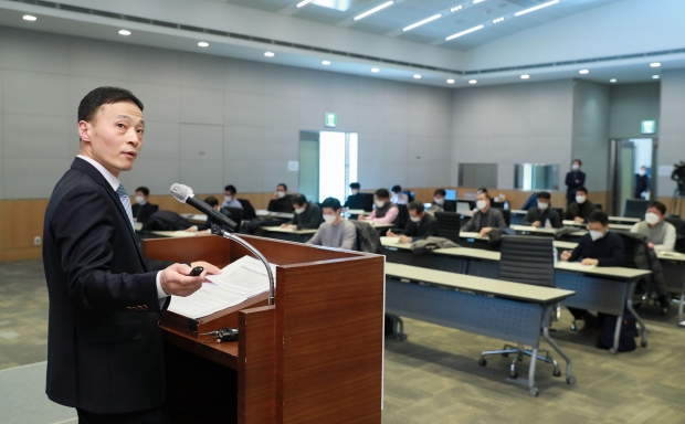 김용문 법무법인 광장 변호사가 27일 전경련회관 컨퍼런스센터에서 열린 '중대재해처벌법 입법 영향 분석 및 대응 세미나'에서 주제발표를 하고 있다. 전경련 제공