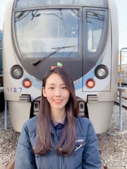 배윤경 기관사<br>