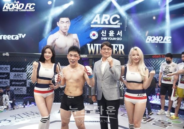 ‘맞짱의 신 준우승’ 신윤서, ARC 004에서 킥복싱 세계 챔피언 상대로 2연승 노려