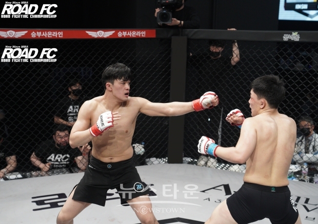 ARC 004 출전 ‘꽃미남 파이터’ 김산, 신윤서와 경기에서 패닉 상태 빠진 사실 고백