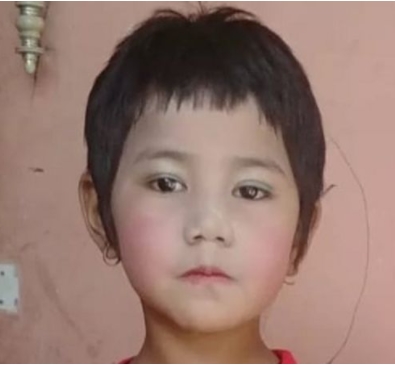 군부 총격으로 사망한 미얀마의 7살 소녀 킨 묘 칫.