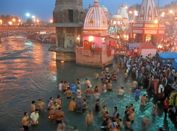 인도 쿰브 벨라 축제(사진 : 위키피디아)