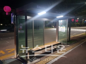 태양광안전등 설치 버스승강장