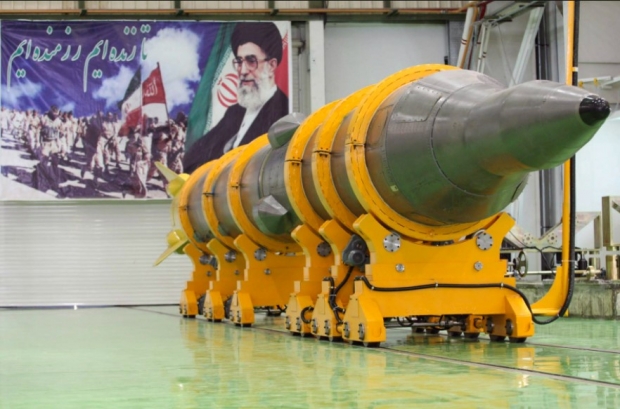 이란의 핵개발 능력에 관해, 합의가 지켜지고 있던 단계에서는 이란이 핵무기에 필요한 고농축우라늄을 얻기 위해서 1년 이상의 기간을 필요로 했다고 지적했다.(사진 : 유튜브 캡처)