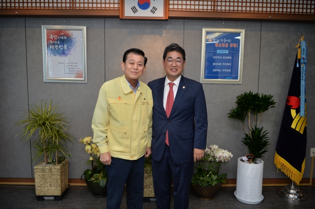 배준경 국회의원과 협업