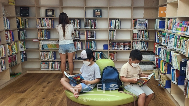 둔포이지더원아파트내 작은도서관