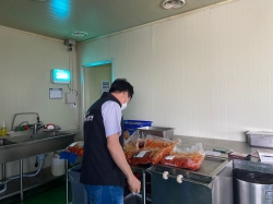 관련사진