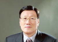 조금세 (전)부산교총회장, (현)학교바로세우기 전국연합회장.