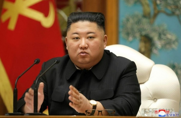 북한의 핵미사일 프로그램에 대한 제재, 신종 코로나 바이러스 대유행, 홍수 혹은 가뭄 등의 자연재해를 배경으로 ‘식량과 전력 부족’이 이어지고 있다는 점이 북한 각분야 발전에 걸림돌로 작용할 수밖에 없는 상황이다. (사진 : 유튜브 캡처)