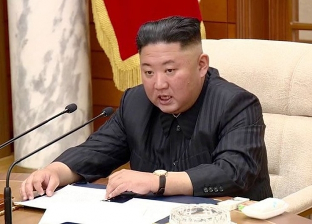 유엔 인권문제 조사 담당자들은 경제와 식량상황이 호전되지 않는 한 북한 내 취약계층이 기아의 위험에 처해 있다고 경고하고 있다. 팬데믹으로 인해 북한은 더욱 경제통제를 강화하고 있고, 많은 국민이 의존하게 돼 있던 암시장도 공인된 민간기업과 마찬가지로 앞으로 존속여부가 위협받고 있다. /사진 : 유튜브 캡처