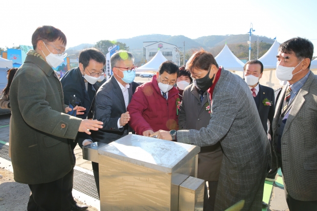 준공식 후 오토캠핑장 현장 시찰 모습