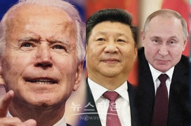 중국과 러시아를 동시에 저지하는 것은 쉽지 않겠지만, 미국이 편의에 따라 강대국 경쟁국이나 상대할 수 있는 척하는 것보다는 낫다. 다행스럽게도, 전 미국 대통령 프랭클린 루즈벨트는 2차 세계대전 동안 하나의 무대에서만 승리를 선택하지 않았다. 바이든 대통령은 그를 본받아 유럽과 인도-태평양에서 미국의 이익을 동시에 방어할 계획을 세워야 한다고 크뤠닉 매튜는 주장했다.