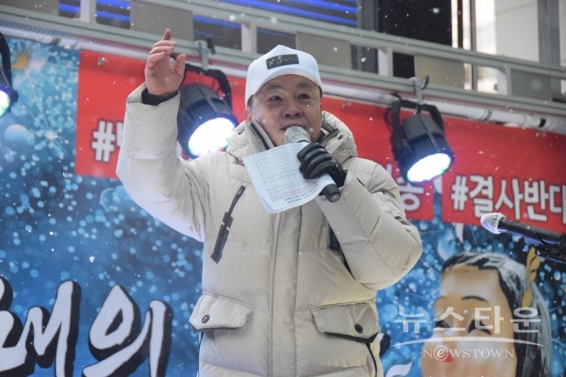 손상윤 자유문화제 운영본부 공동대표