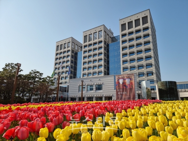 진주시청 전경