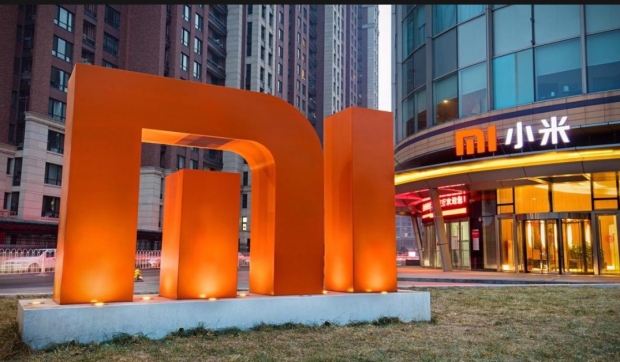 ED는 샤오미가 해외로 외화를 불법 송금한 증거를 확보했다면서, 샤오미 인도법인 계좌에서 555억 루피(약 9,190억 8,000만 원)를 압수했다고 밝혔다.  / 사진 : 샤오미 유큐브 캡처