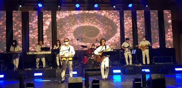 피카스 공연 모습