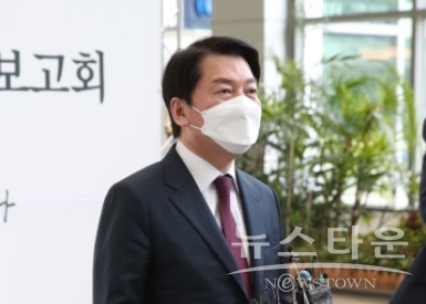 안철수 대통령직인수위원장