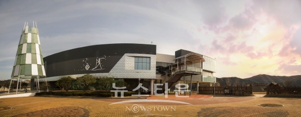 청동기문화박물관 전경