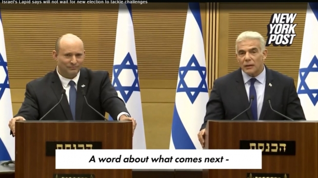 사진 왼쪽이 나프탈리 베네트 총리/ 오른쪽이 임시 총리직을 맡을 라피드 외무장관 / 뉴스 사이트 비디오 캡처