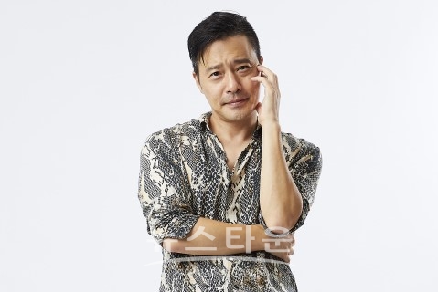 훈남가수 이성욱