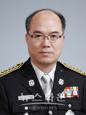 제9대 김오식 서장