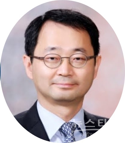 공정거래위원장 후보자로 지명됐던 송옥렬 서울대 교수