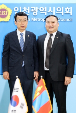몽골 옵스(Uvs)주의회 의장 졉견
