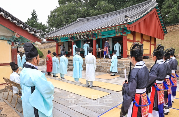 추기석전 봉행