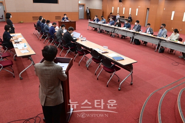진주 바이오특화 공공임대형 지식산업센터 건립 타당성 조사 및 기본계획 수립용역 최종 보고회
