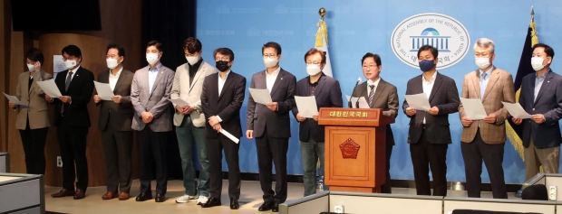 지난 3일 더불어민주당 윤석열정권 정치탄압대책위원회 기자회견 (출처;민주당)