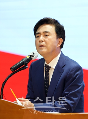 김태흠 충남도지사