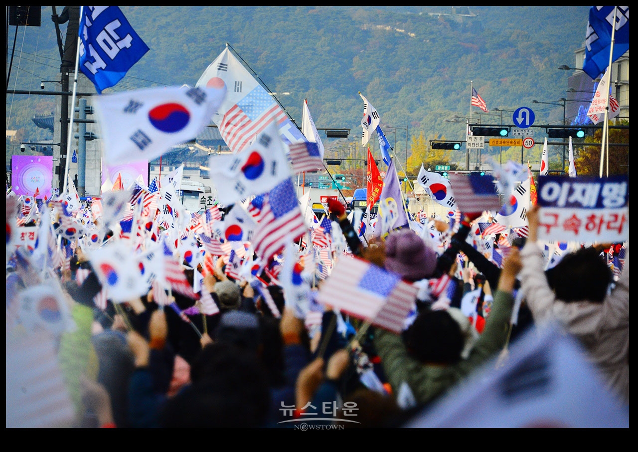 광화문을 완전 점령한 애국우파국민들