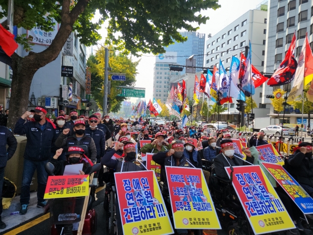 이번 집회에는 1200여명이 참석했다.&nbsp;