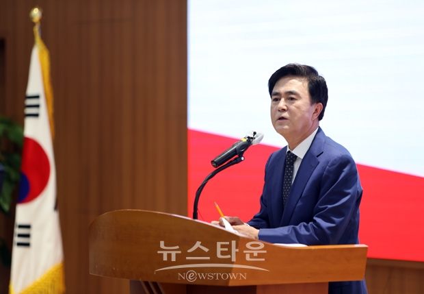 김태흠 충남도지사