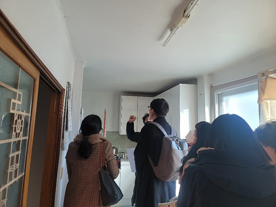 창원시는 민관협력형 노후주택 개선사업으로 주거환경을 개선하고 있다(사진=창원시)