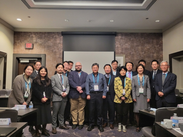(9일 미국 워싱턴 DC 에서 개최된 2022 한•미 산업기술협력포럼(Korea-US Industrial Technology Cooperation Forum 2022) 행사에 참석한 오정희 실장 (오른쪽 여섯번째))