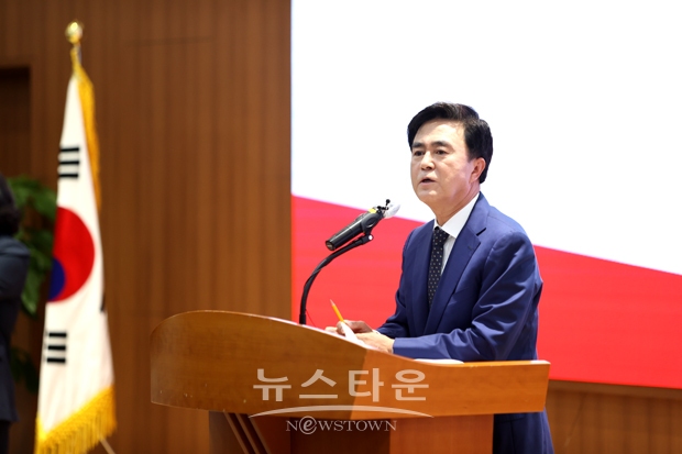 김태흠 충남지사