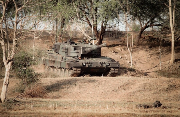 독일제 전차 레오파르트2-Leopard 2 / 사진 : 위키피디아
