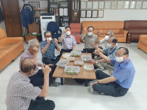 2022년 경로당 반찬지원 사진