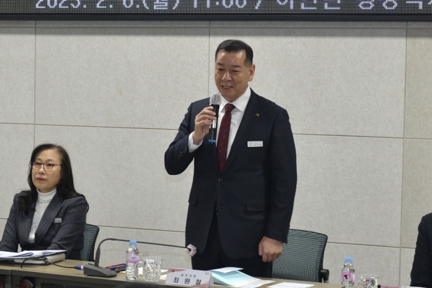 소통행정에 박차를 가하고 있는 최원철 시장