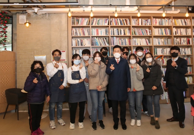 2021년 12월 포항철길숲 스마트도서관 개관식