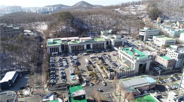 김포시청 전경.