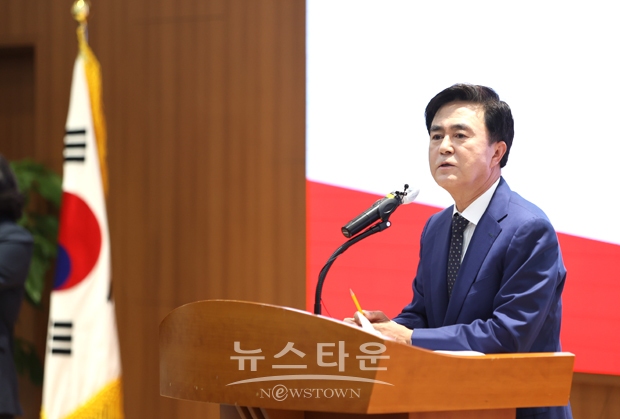 김태흠 충남지사