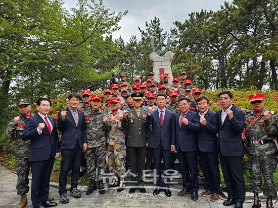 창원시는 제 74주년 해병대 창설 기념식을 가졌다(사진=창원시)