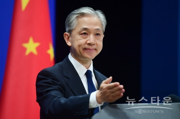 왕원빈(汪文斌, Wang Wenbin) 중국 외교부 대변인. 사진 : 대변인 공식 트위터 갈무리