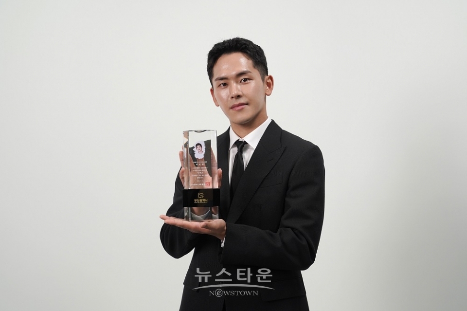 사진 제공: 이니셜 엔터테인먼트