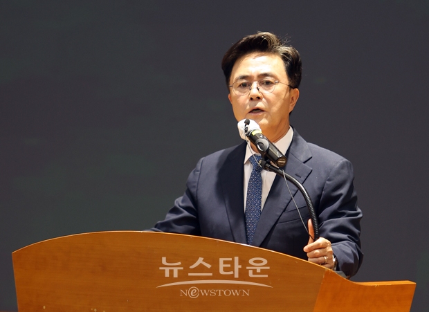 김태흠 충남도지사
