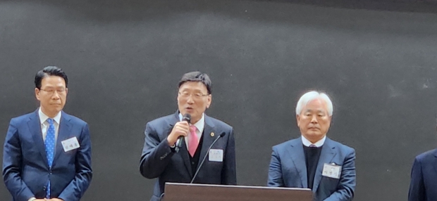 조금세 국민의힘 중앙위 교육분과 위원장(가운데)