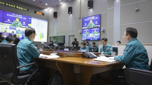 의사 집단행동 대응 중앙재난안전대책본부(본부장:국무총리) 회의 / 제공 : 보건복지부